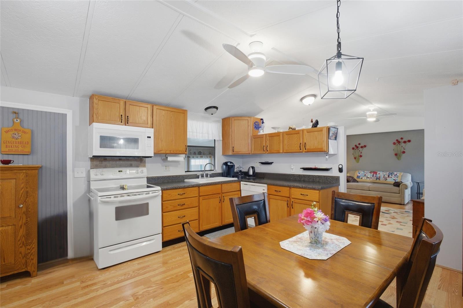 4121 JOYFUL LANE, Zephyrhills, FL 33541