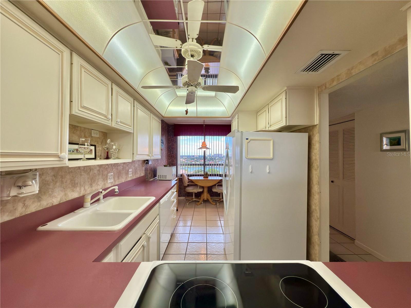 9525 BLIND PASS ROAD, #902, St Pete Beach, FL 33706