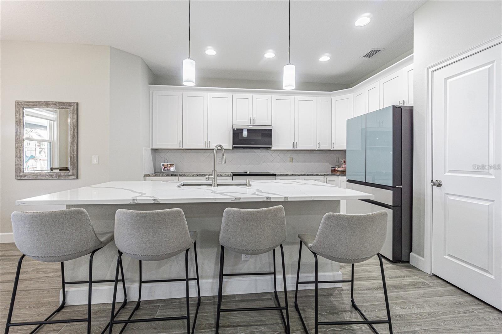 8510 DEE CIRCLE, Riverview, FL 33569 8510 DEE CIRCLE, Riverview, FL 33569