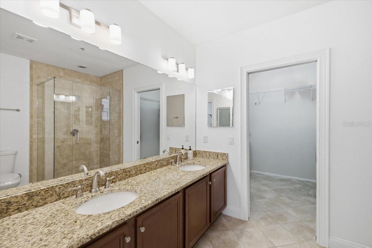 On suite Primary Bath