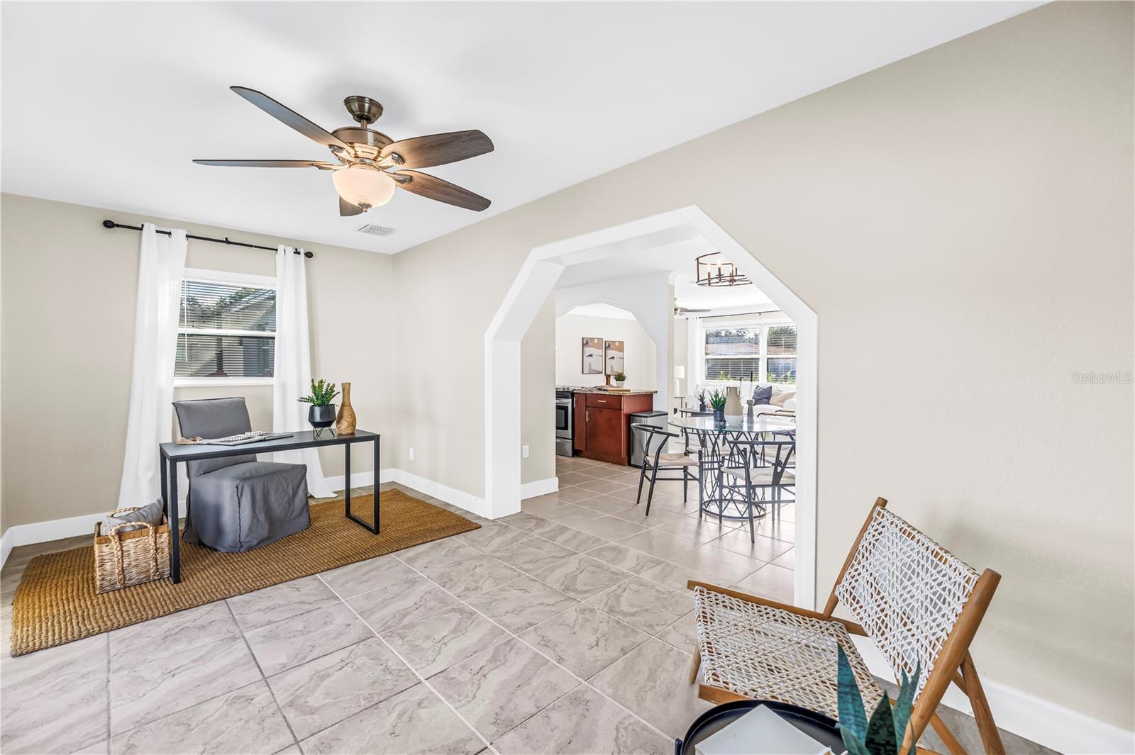 6173 37TH AVENUE N, St Petersburg, FL 33710