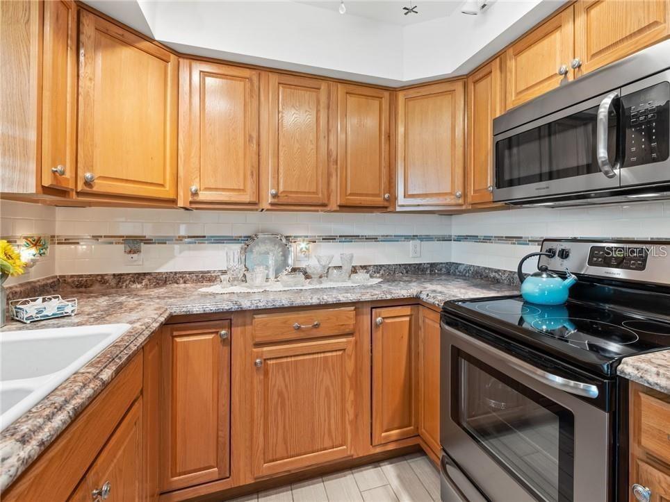 1250 S PINELLAS AVENUE, #1007, Tarpon Springs, FL 34689