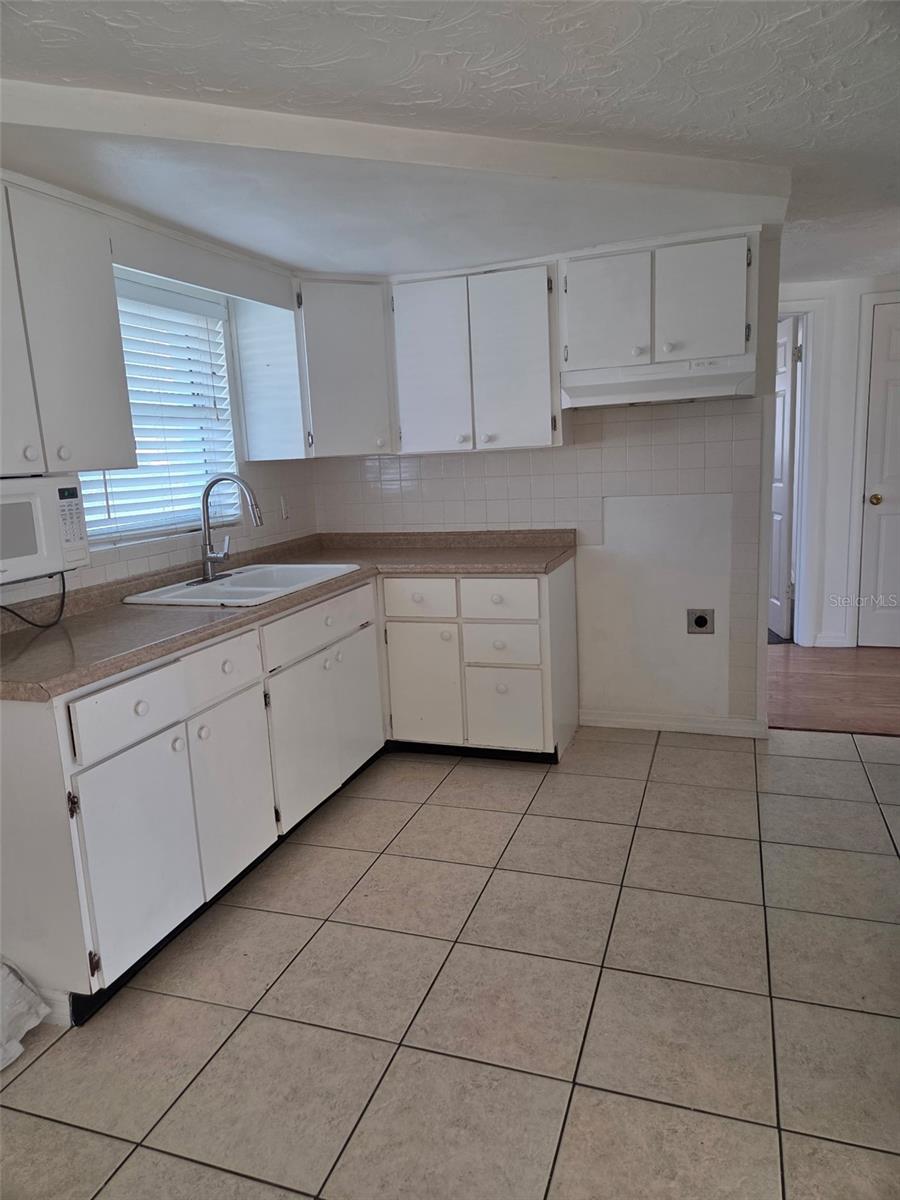 2117 SHANNON DRIVE, Holiday, FL 34690