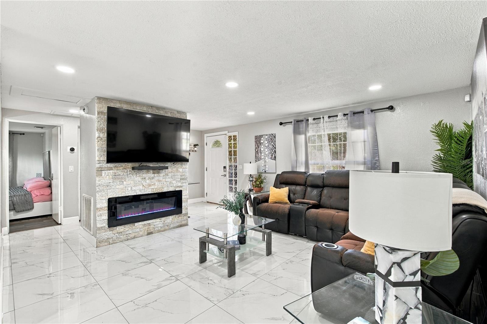 101 MITCHELL DRIVE, Brandon, FL 33511