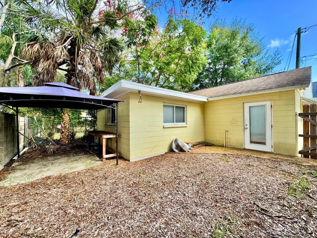18 W ORANGE STREET, Tarpon Springs, FL 34689