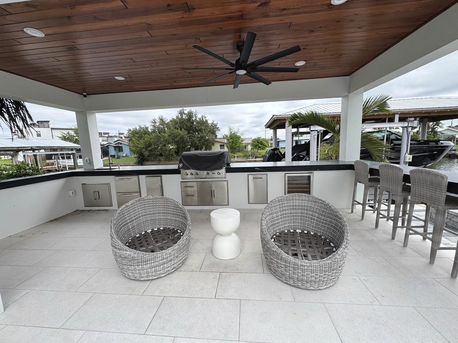 759 KINGSTON COURT, Apollo Beach, FL 33572