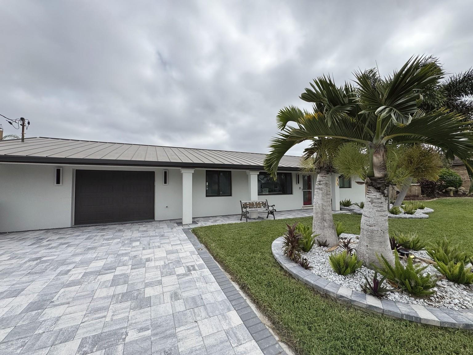 759 KINGSTON COURT, Apollo Beach, FL 33572 759 KINGSTON COURT, Apollo Beach, FL 33572