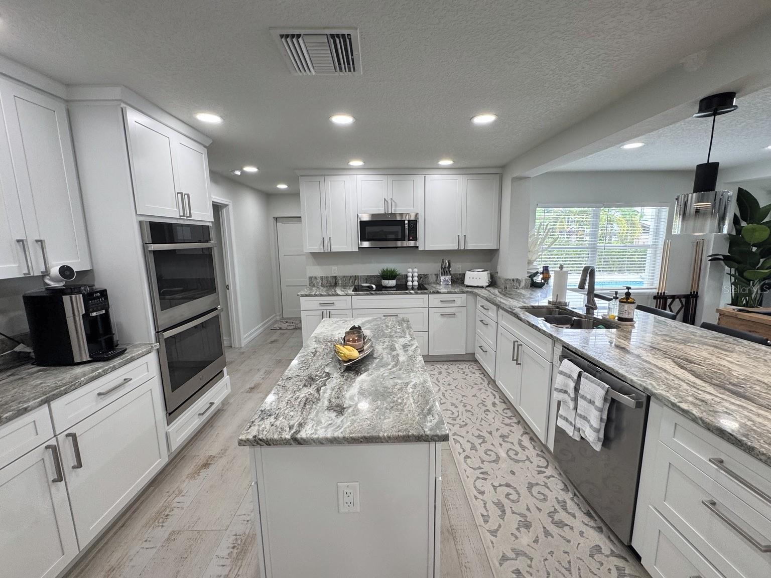 759 KINGSTON COURT, Apollo Beach, FL 33572 759 KINGSTON COURT, Apollo Beach, FL 33572