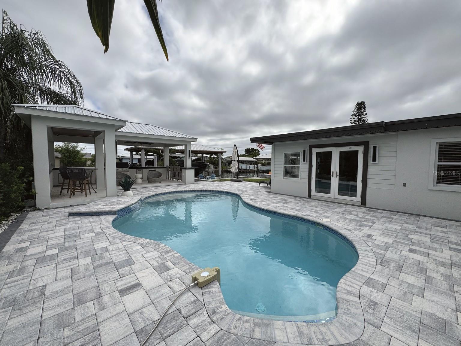 759 KINGSTON COURT, Apollo Beach, FL 33572
