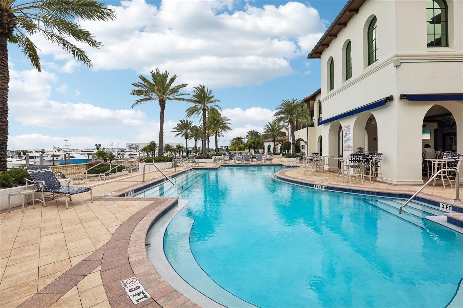4912 YACHT CLUB, Tampa, FL 33616