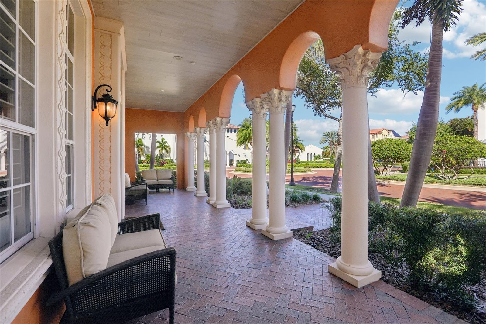 4912 YACHT CLUB, Tampa, FL 33616