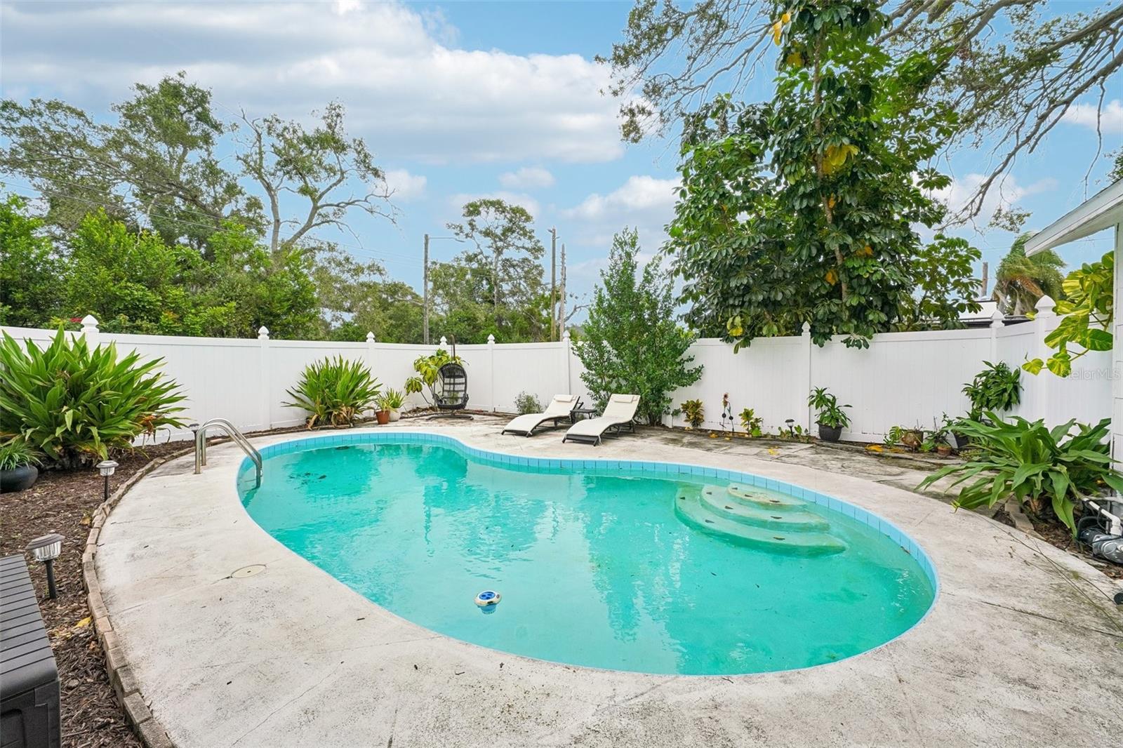 4601 16TH AVENUE N, St Petersburg, FL 33713