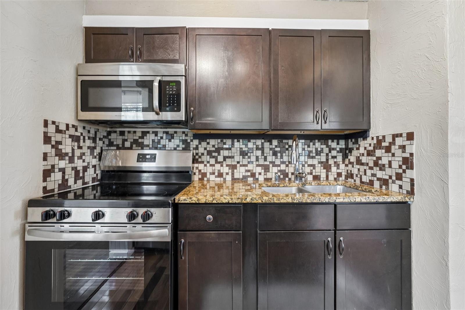 4601 16TH AVENUE N, St Petersburg, FL 33713