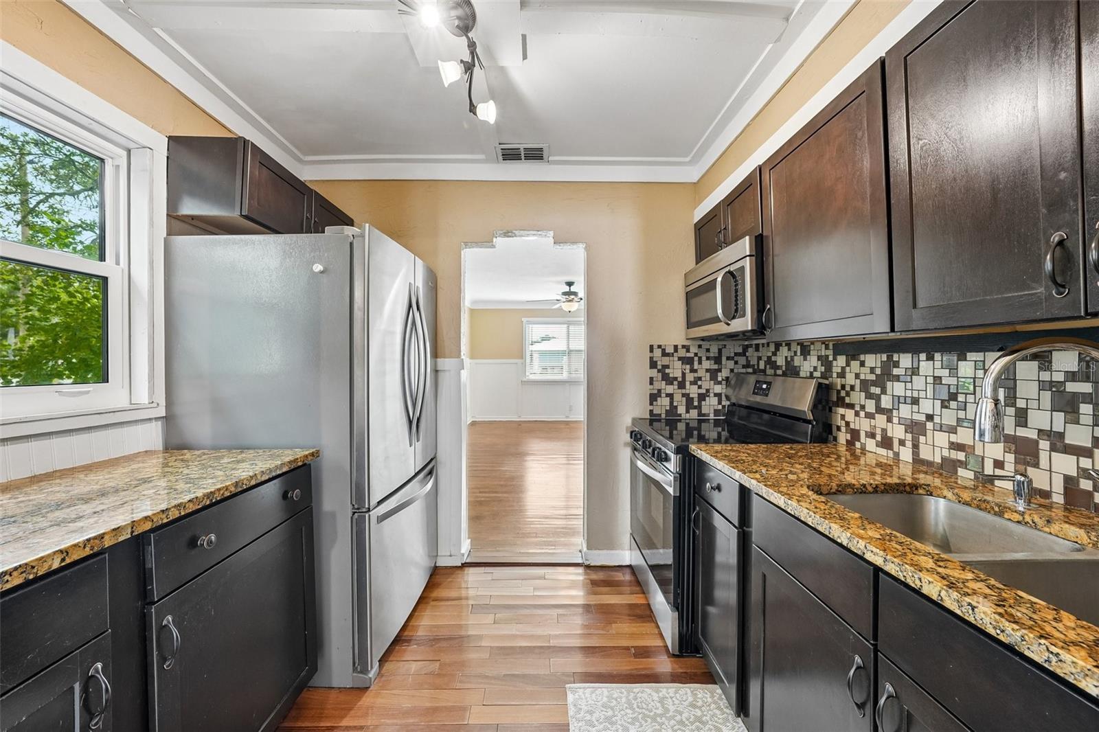 4601 16TH AVENUE N, St Petersburg, FL 33713