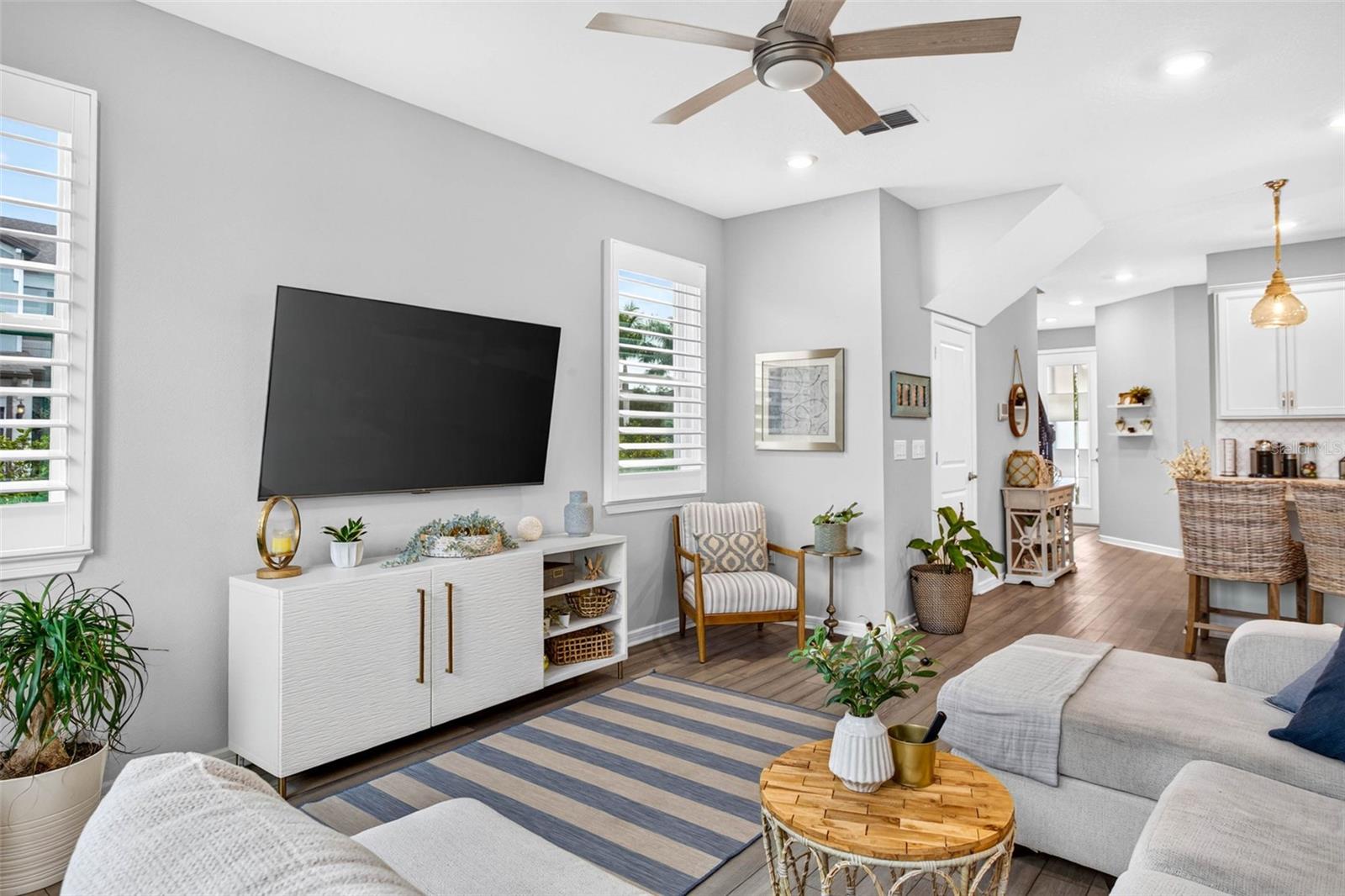 11211 BEACH WALK WAY NE, St Petersburg, FL 33716