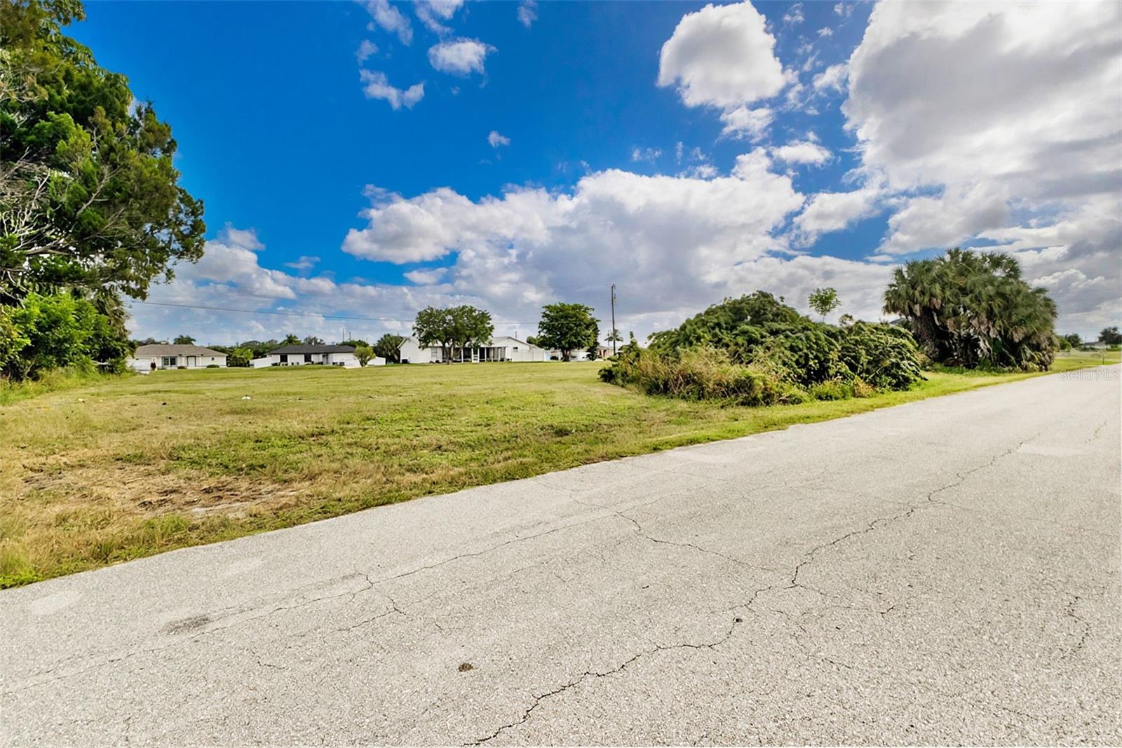 2501 NE 22ND PLACE, Cape Coral, FL 33909