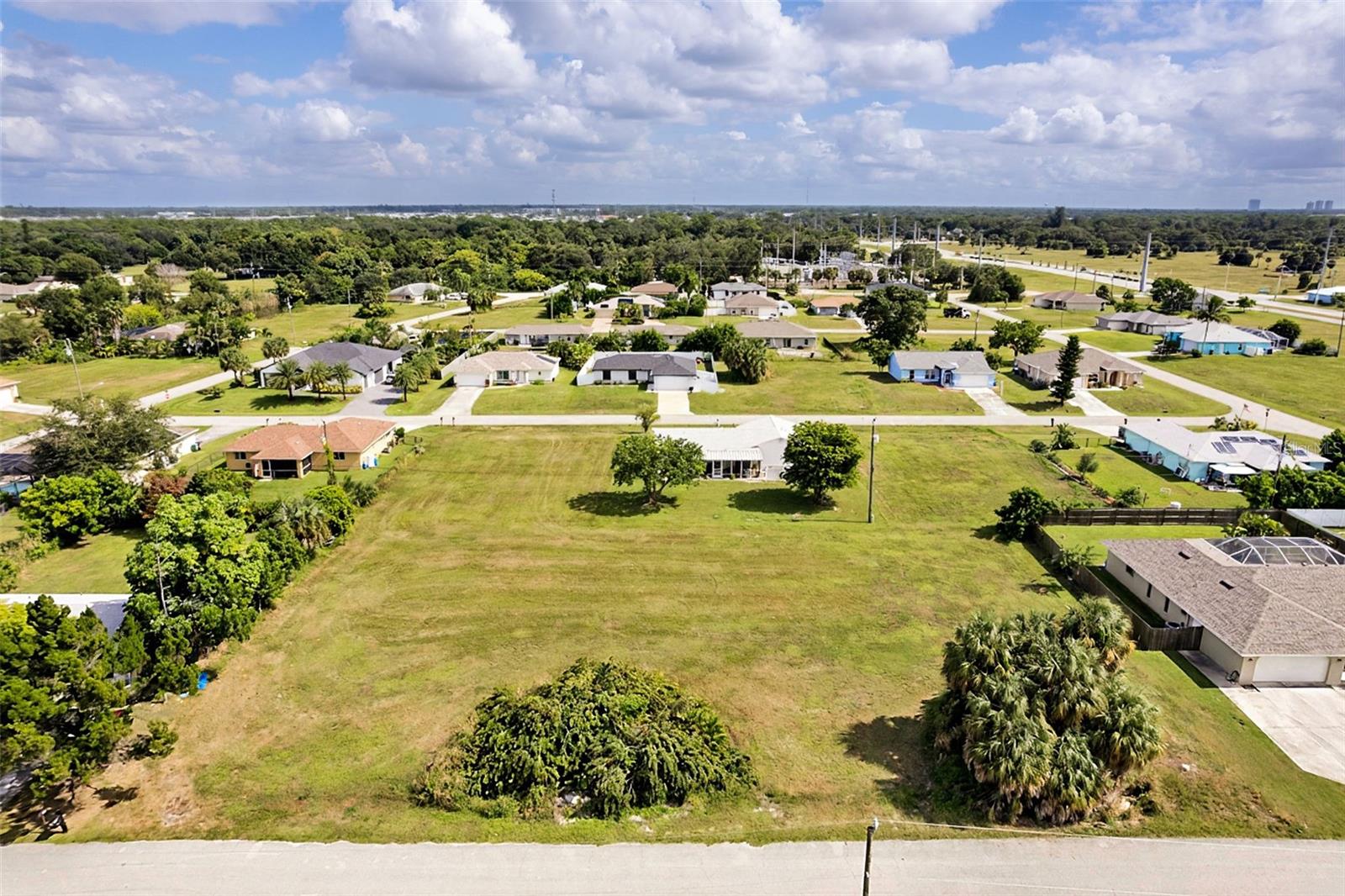 2501 NE 22ND PLACE, Cape Coral, FL 33909 2501 NE 22ND PLACE, Cape Coral, FL 33909