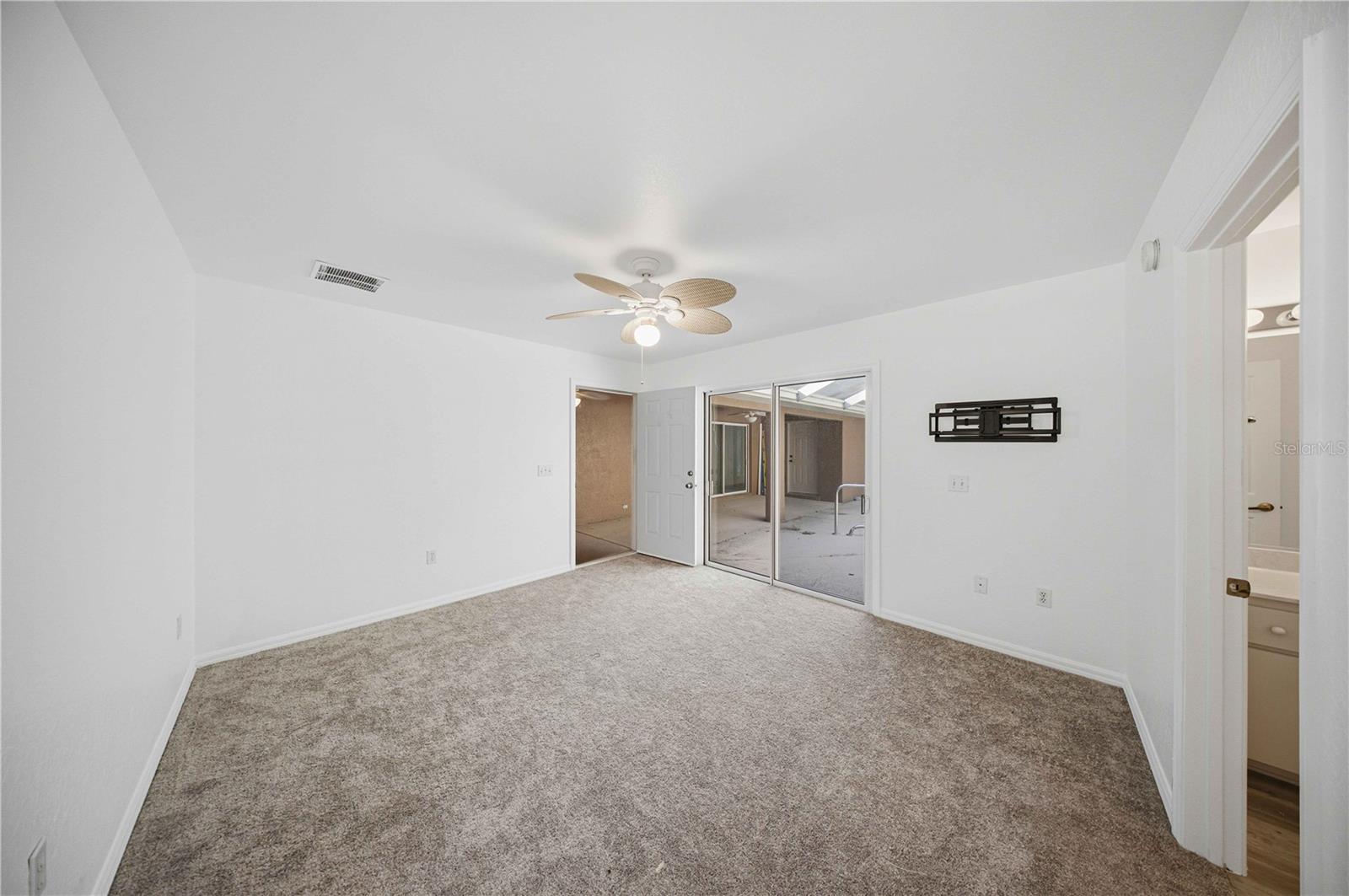 9636 N QUARRY DR, Citrus Springs, FL 34434