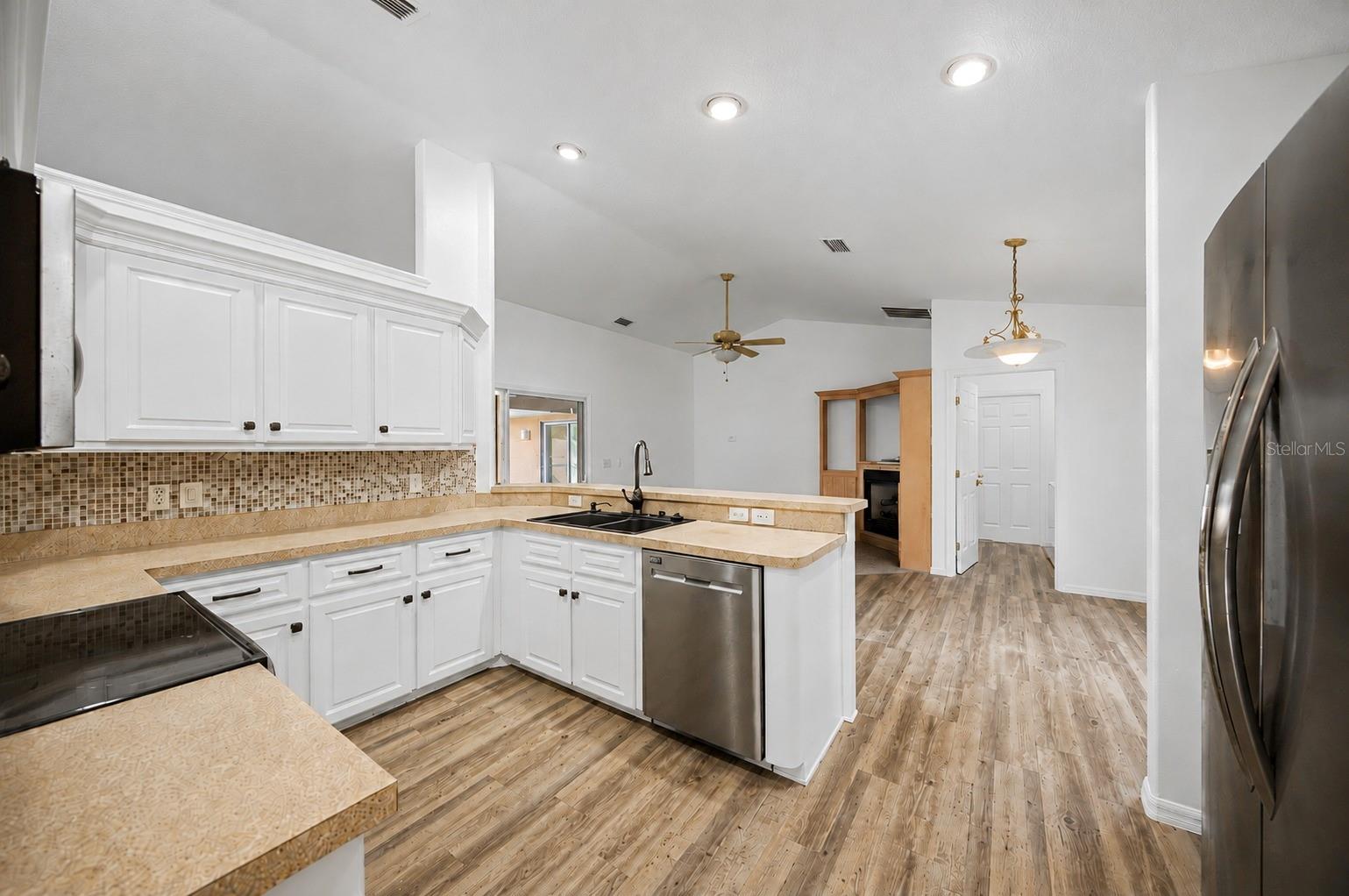 9636 N QUARRY DR, Citrus Springs, FL 34434