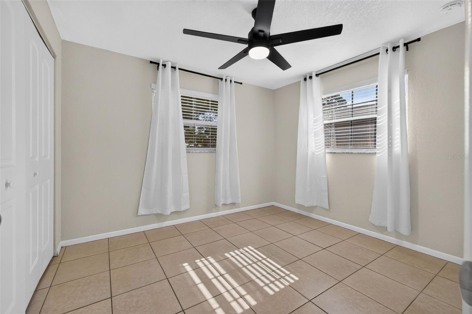 500 SOUTHWEST BOULEVARD N, St Petersburg, FL 33703
