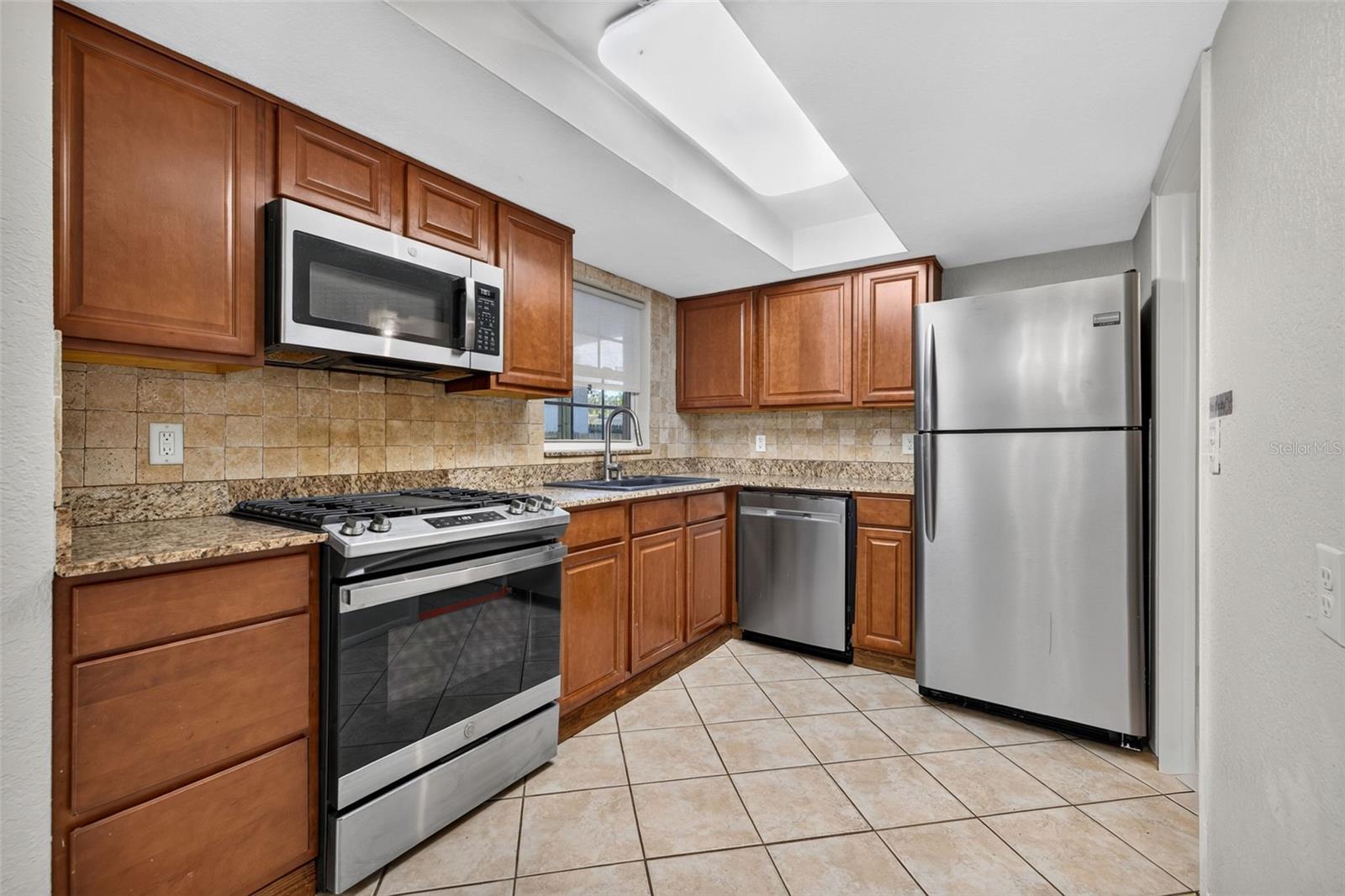 500 SOUTHWEST BOULEVARD N, St Petersburg, FL 33703