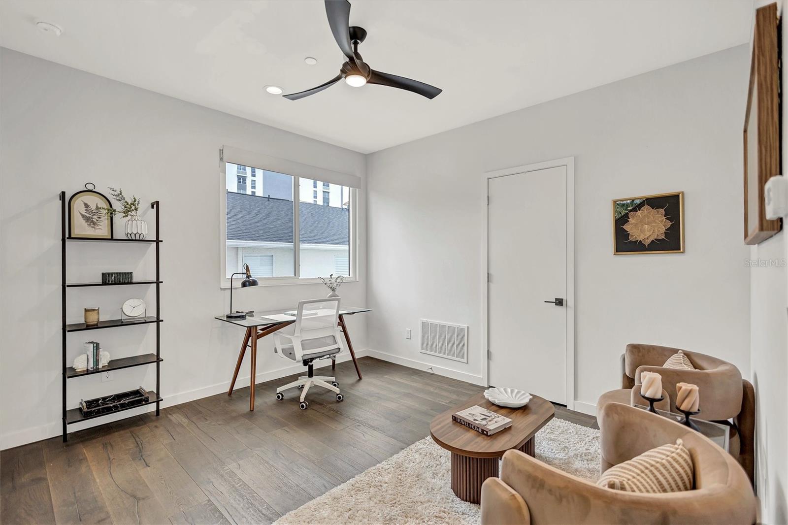 349 7TH STREET S, St Petersburg, FL 33701