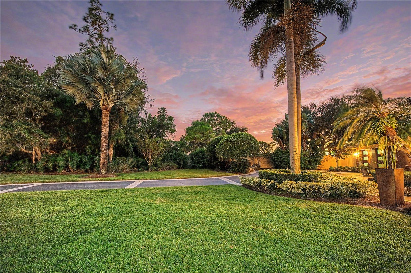 1334 FALLSMEADE COURT, Oldsmar, FL 34677