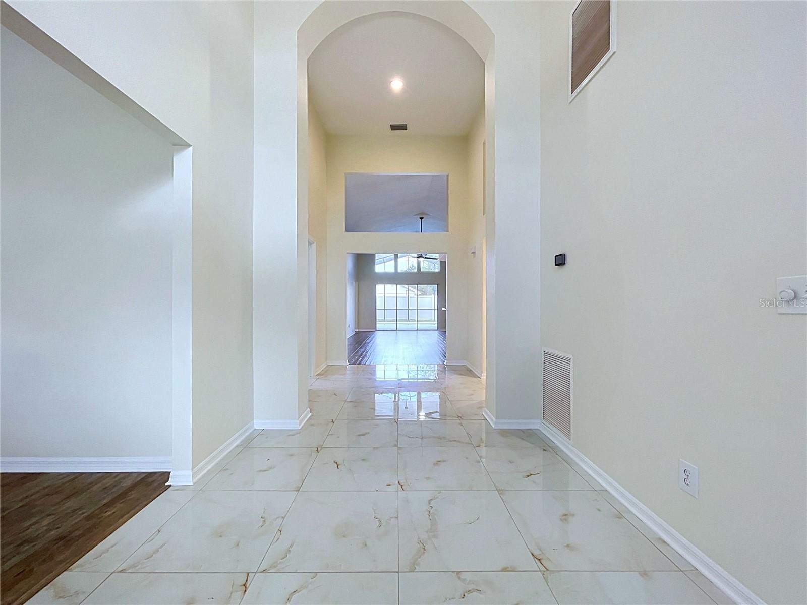 17505 WOODTHRUSH PLACE, Tampa, FL 33647