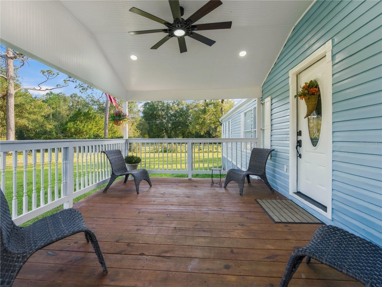 18427 MOORHAVEN DRIVE, Spring Hill, FL 34610 18427 MOORHAVEN DRIVE, Spring Hill, FL 34610