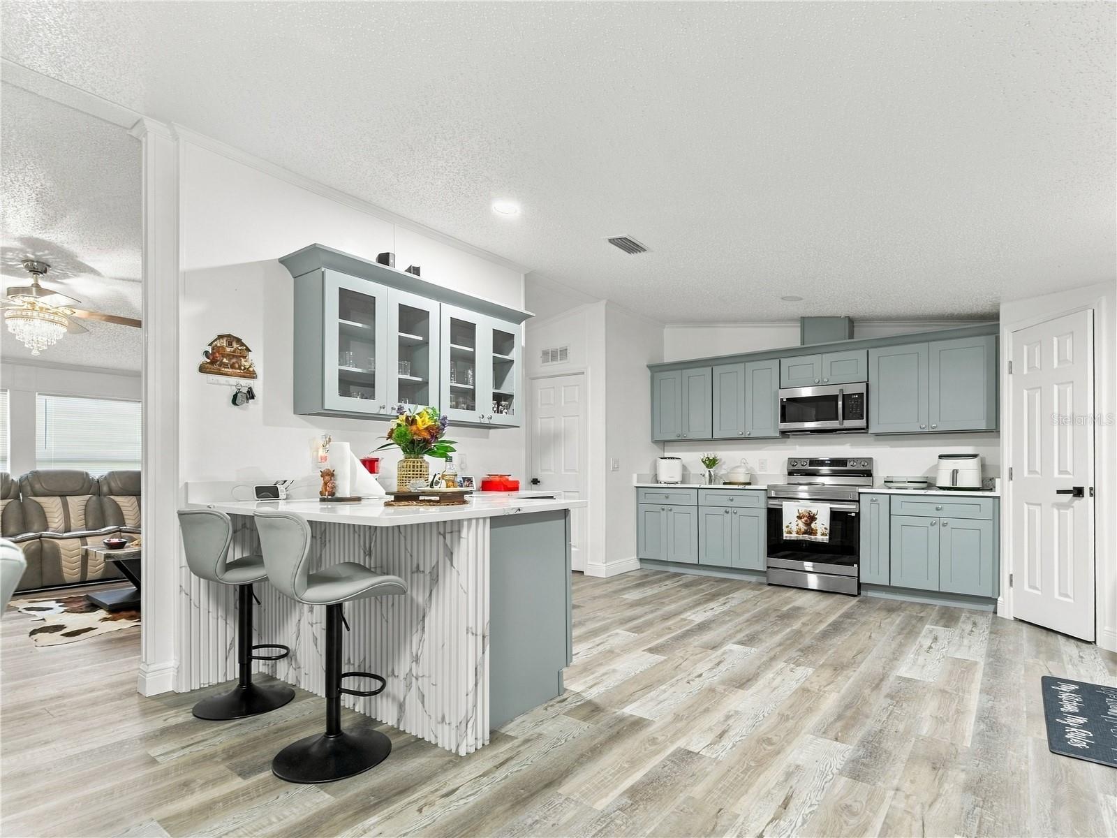 18427 MOORHAVEN DRIVE, Spring Hill, FL 34610 18427 MOORHAVEN DRIVE, Spring Hill, FL 34610