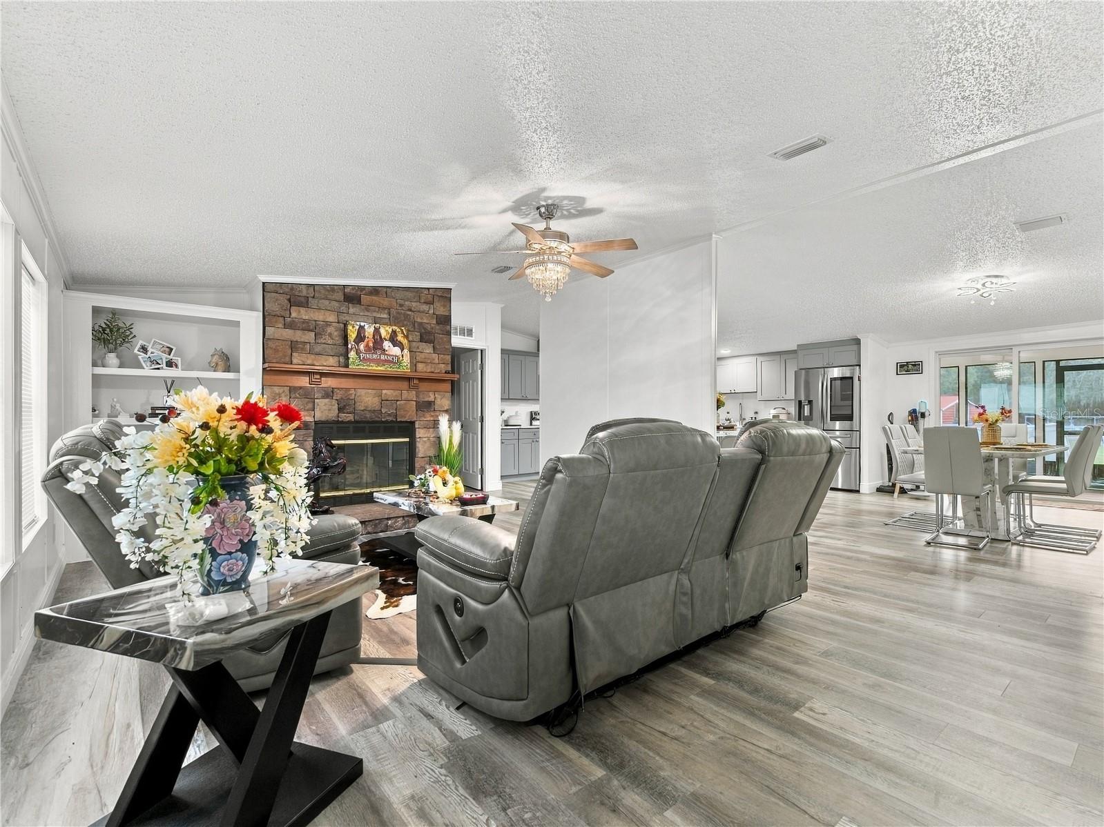 18427 MOORHAVEN DRIVE, Spring Hill, FL 34610 18427 MOORHAVEN DRIVE, Spring Hill, FL 34610