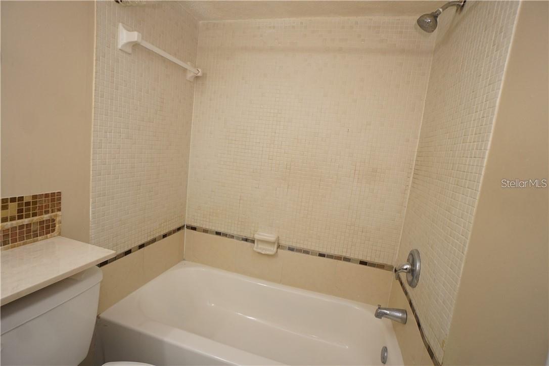 6334 NEWTOWN CIRCLE, #34A7, Tampa, FL 33615