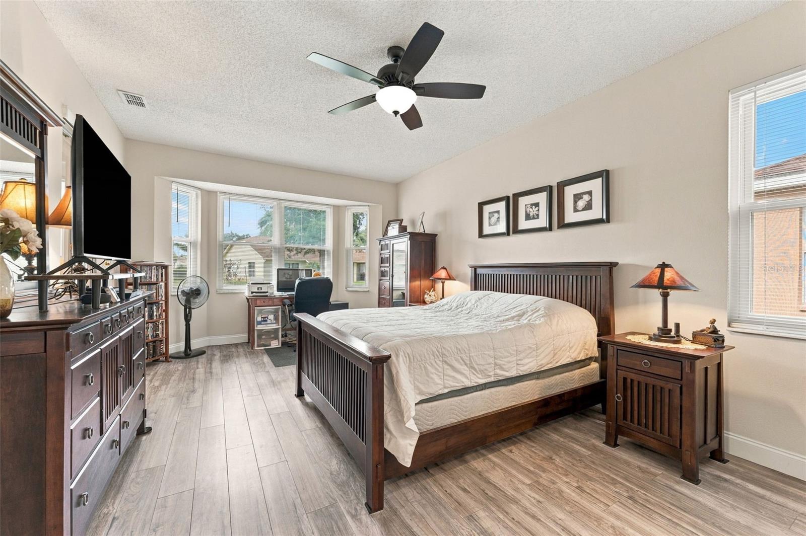 Master Bedroom with Ceiling Fan!