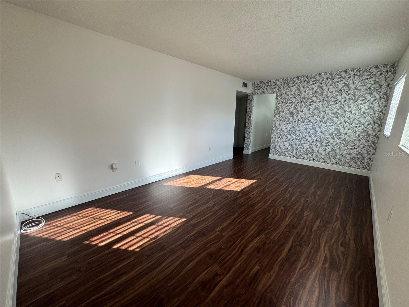 2207 S CAROLINA AVENUE, #37, Tampa, FL 33629 2207 S CAROLINA AVENUE, #37, Tampa, FL 33629