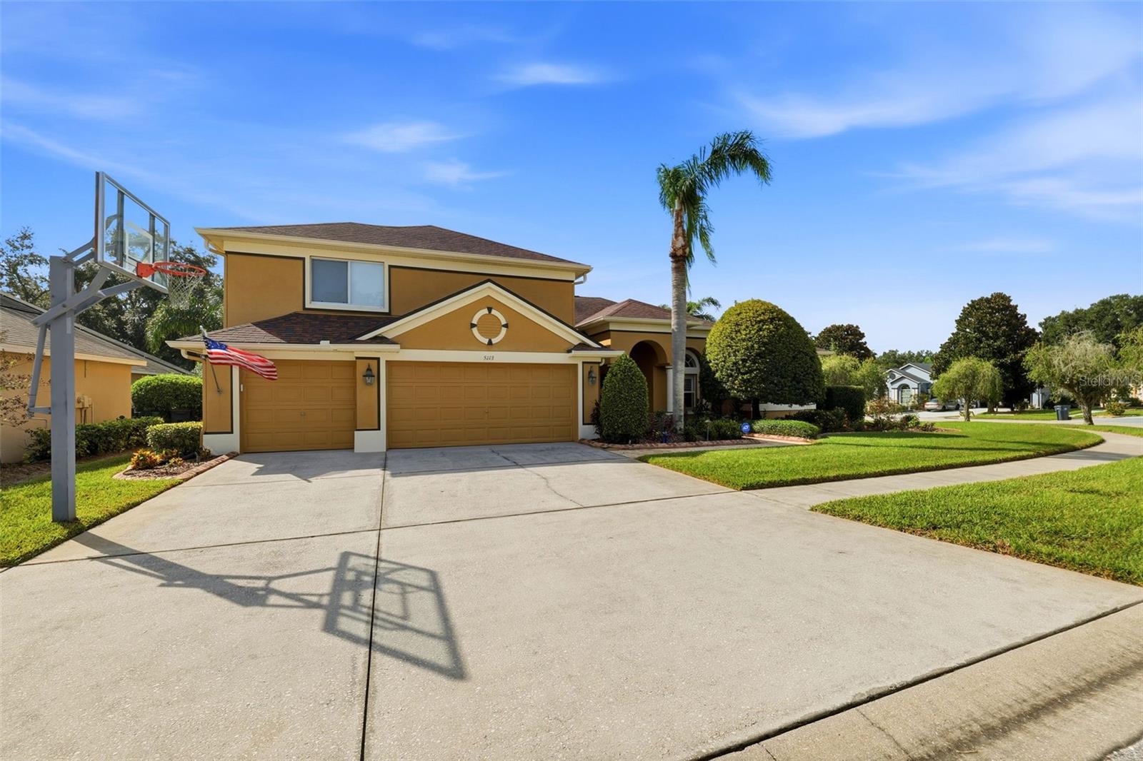 5113 COOPERS HAWK COURT, Valrico, FL 33596