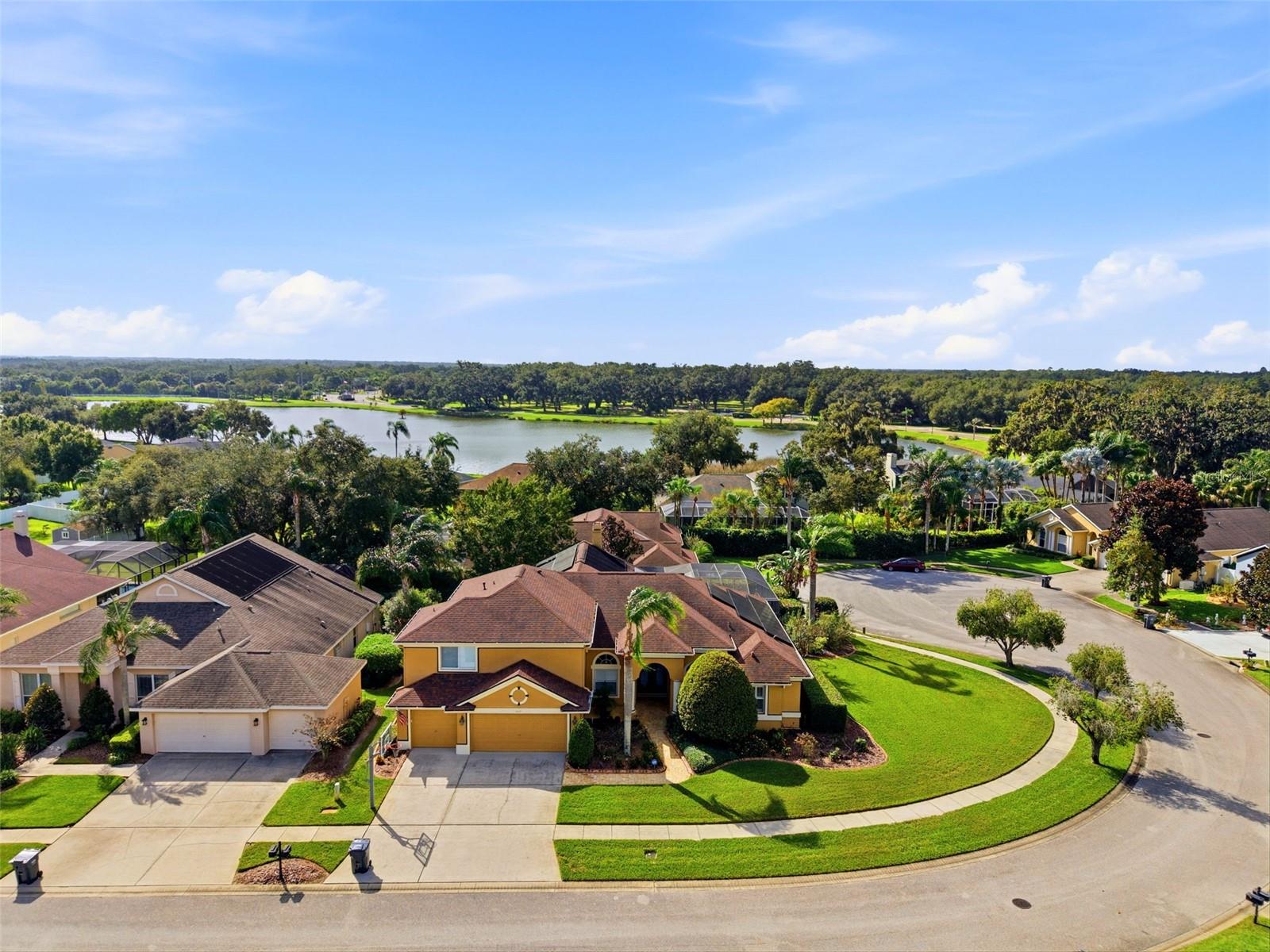 5113 COOPERS HAWK COURT, Valrico, FL 33596