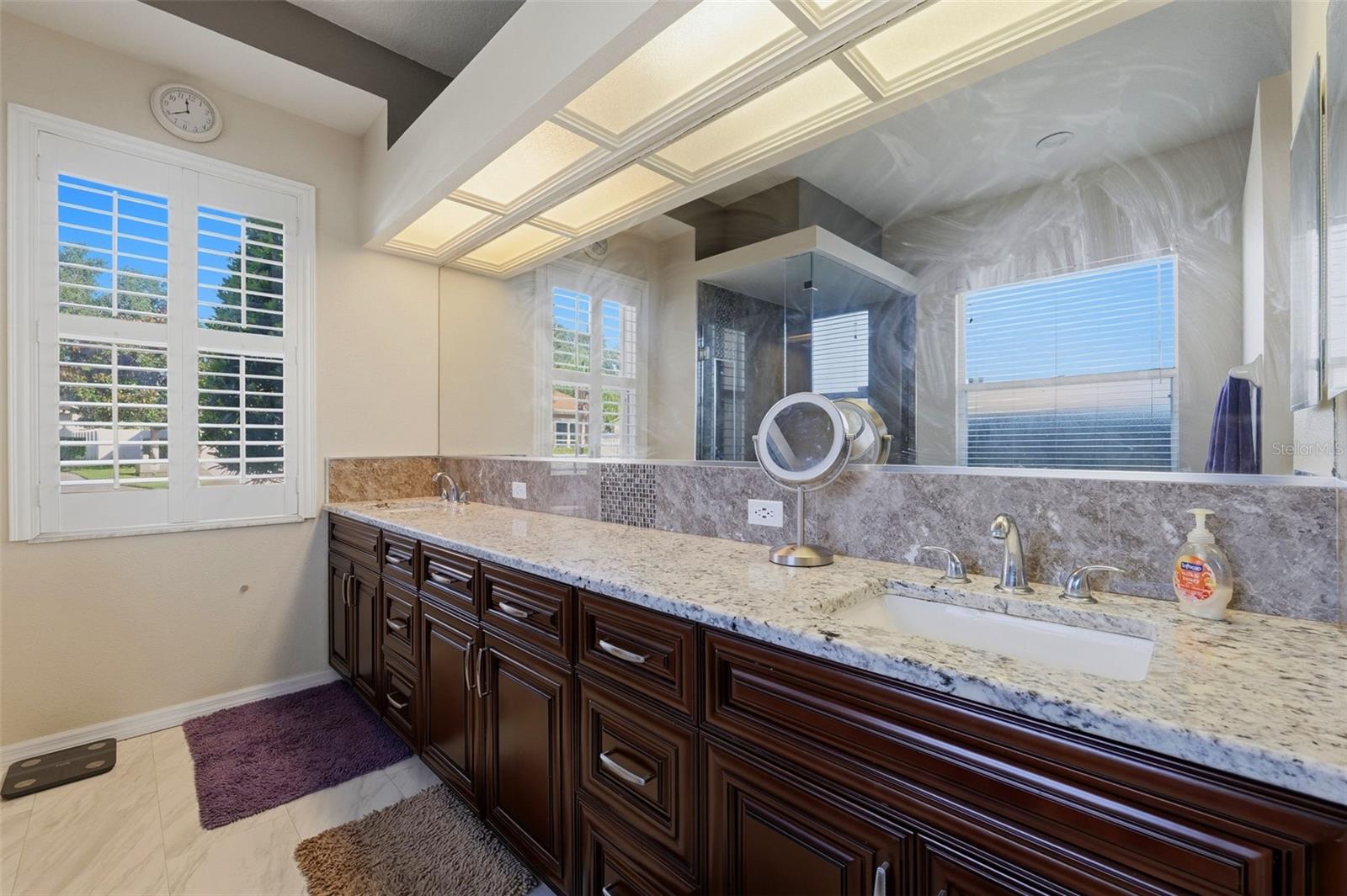 5113 COOPERS HAWK COURT, Valrico, FL 33596