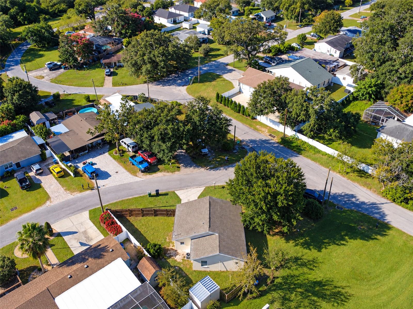 1507 W PERDIZ STREET, Tampa, FL 33612