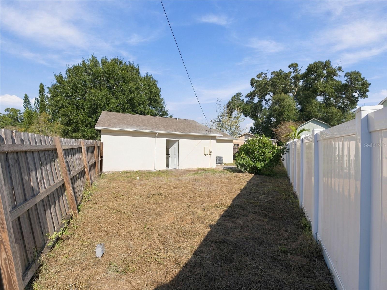 1507 W PERDIZ STREET, Tampa, FL 33612