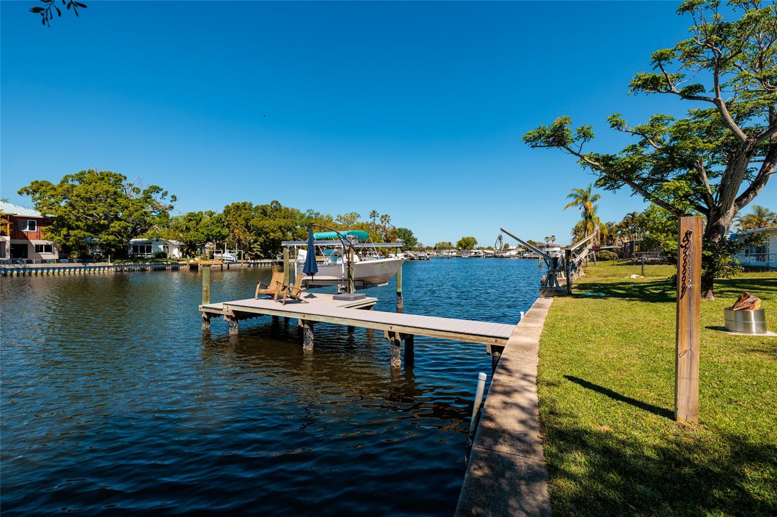 9298 SUN ISLE DRIVE NE, St Petersburg, FL 33702