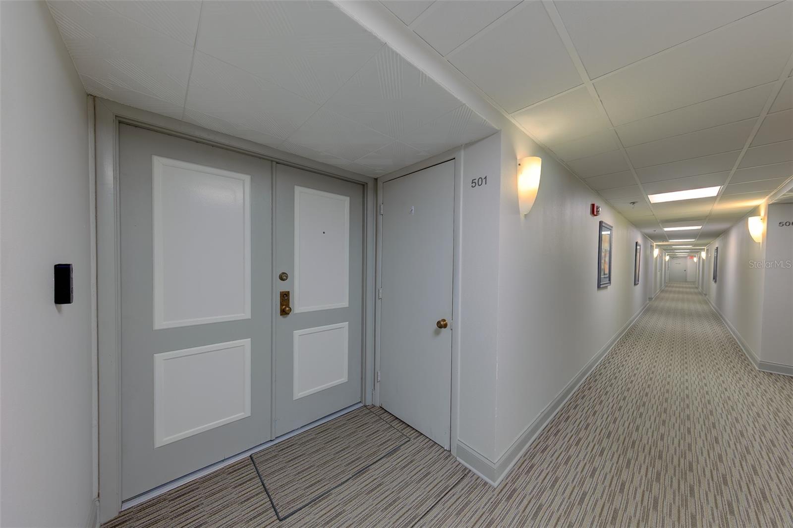1460 GULF BOULEVARD, #501, Clearwater Beach, FL 33767 1460 GULF BOULEVARD, #501, Clearwater Beach, FL 33767
