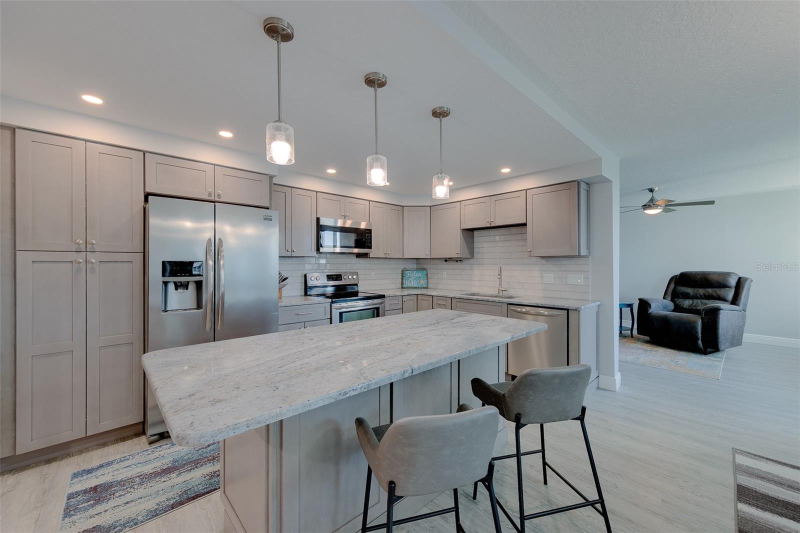 1460 GULF BOULEVARD, #501, Clearwater Beach, FL 33767 1460 GULF BOULEVARD, #501, Clearwater Beach, FL 33767
