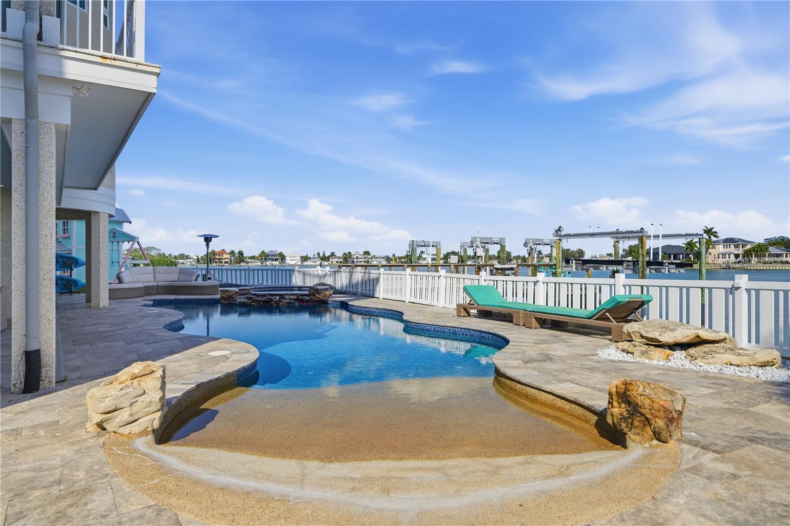 391 12TH AVENUE, Indian Rocks Beach, FL 33785