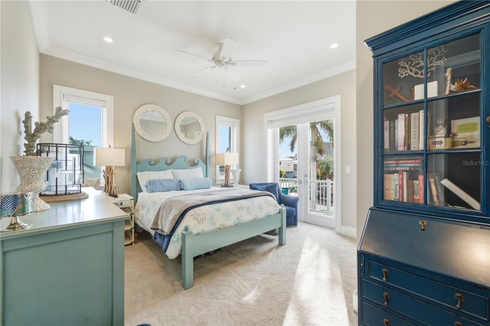 391 12TH AVENUE, Indian Rocks Beach, FL 33785