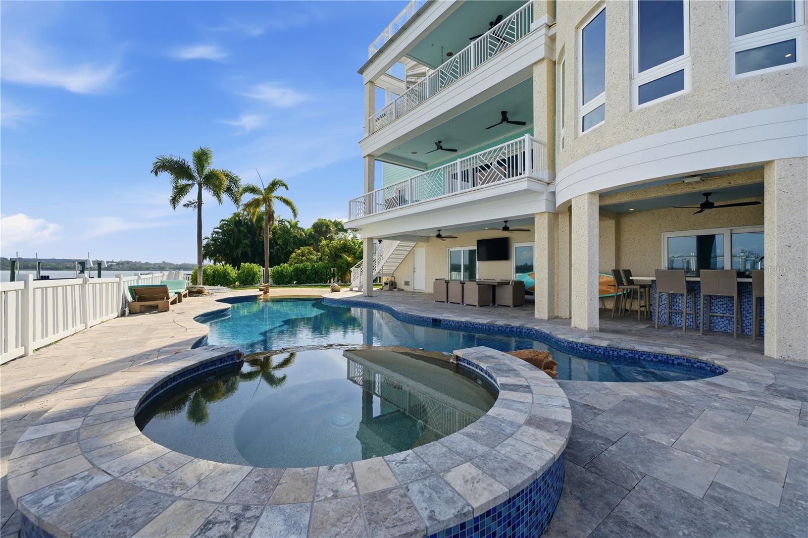 391 12TH AVENUE, Indian Rocks Beach, FL 33785