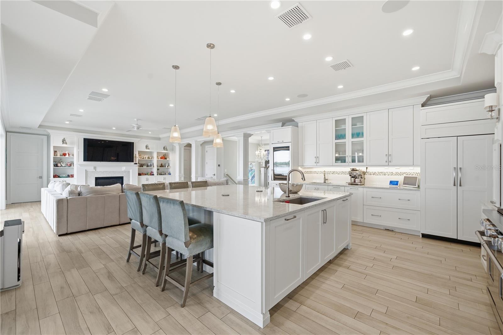 391 12TH AVENUE, Indian Rocks Beach, FL 33785