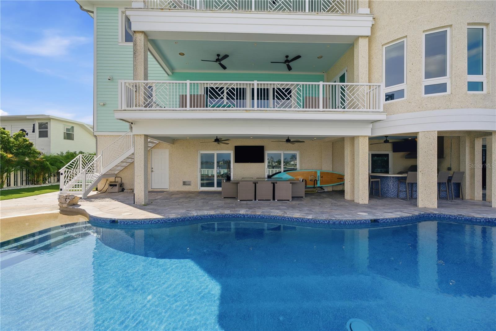 391 12TH AVENUE, Indian Rocks Beach, FL 33785