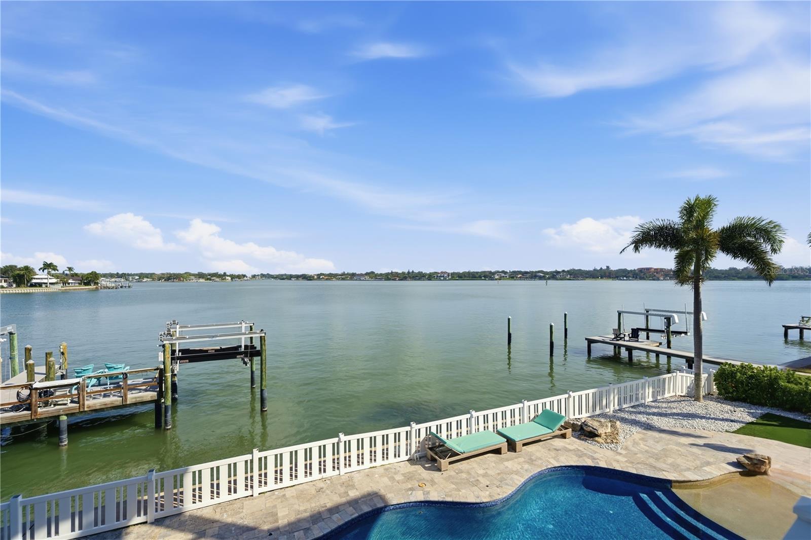 391 12TH AVENUE, Indian Rocks Beach, FL 33785