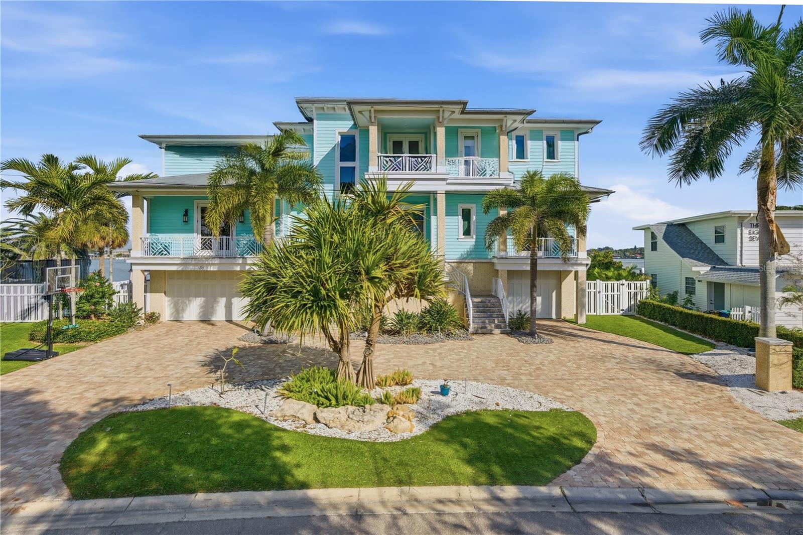 391 12TH AVENUE, Indian Rocks Beach, FL 33785 391 12TH AVENUE, Indian Rocks Beach, FL 33785