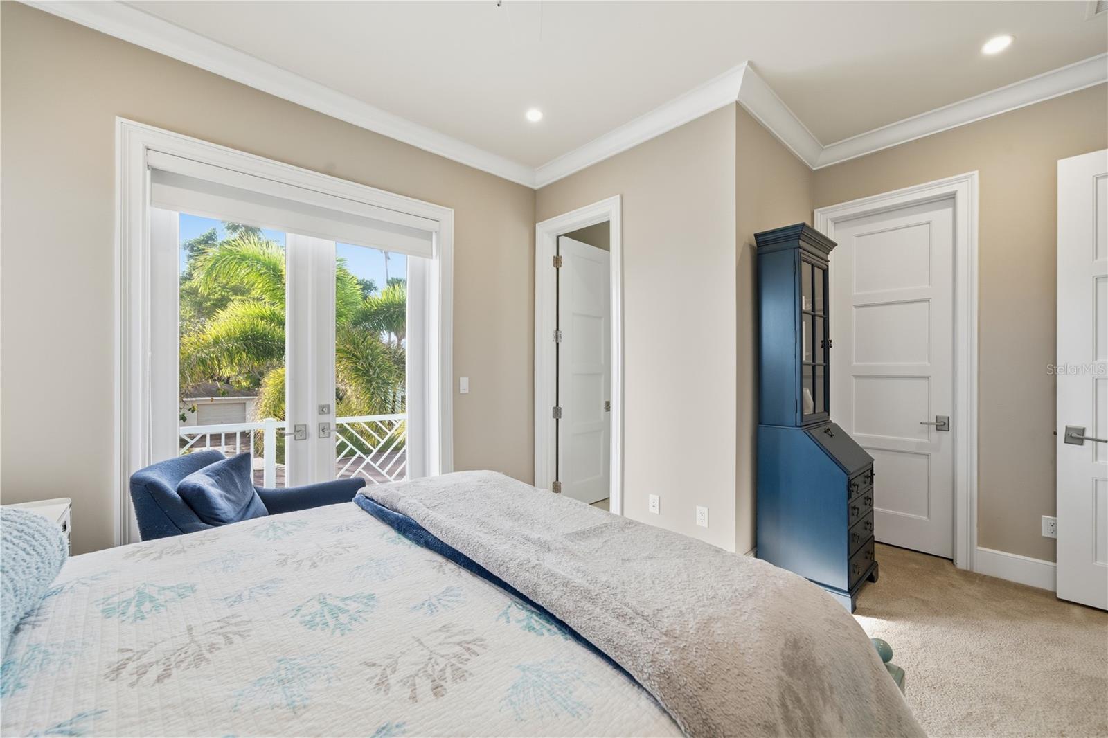 391 12TH AVENUE, Indian Rocks Beach, FL 33785